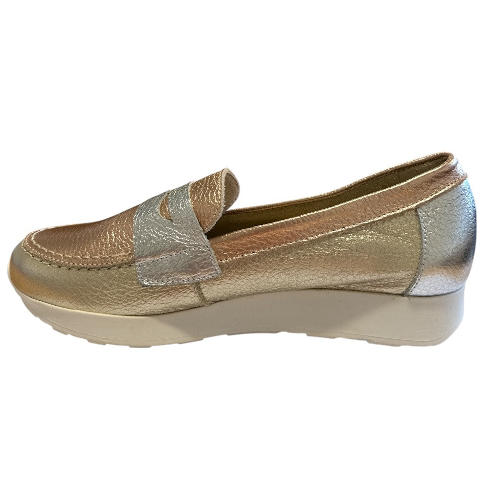 Pitillos 11.100 Gold Leather Loafers
