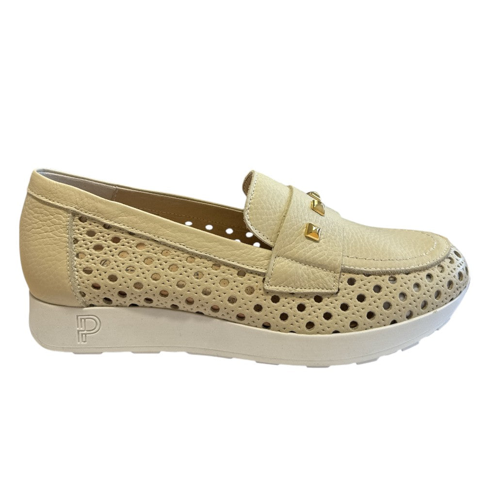 Pitillos 11.103 Beige Leather Loafers