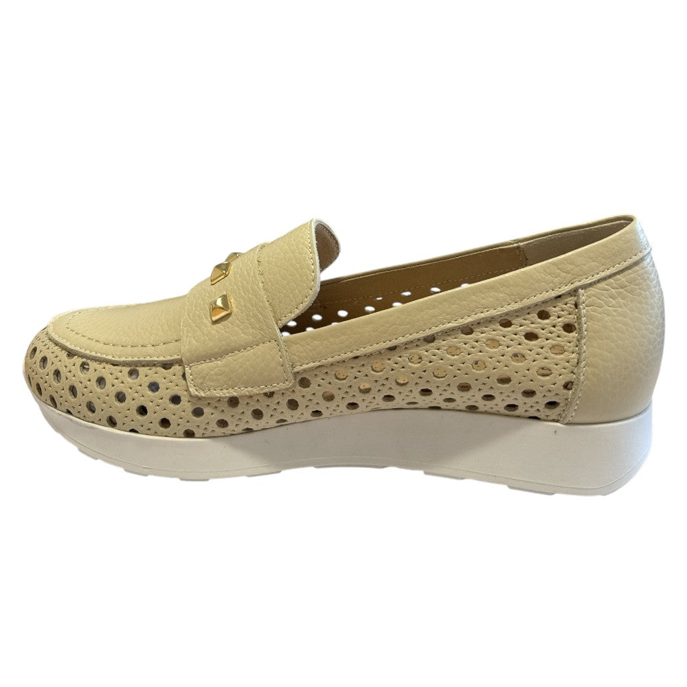 Pitillos 11.103 Beige Leather Loafers