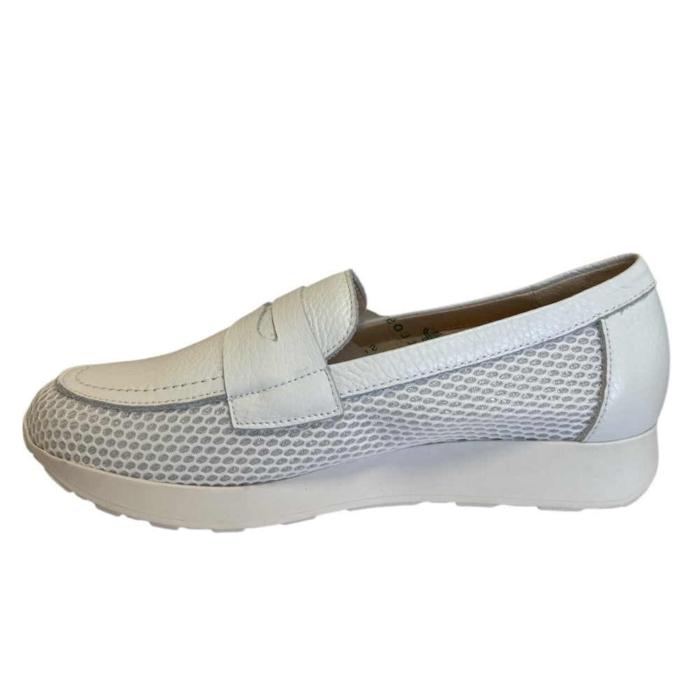 Pitillos 11.105 White Leather Loafers