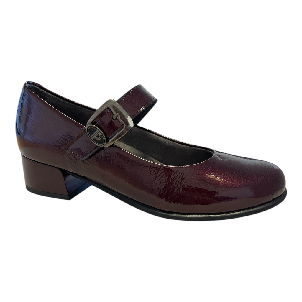 Pitillos Burgundy Patent Mary-Jane Shoes 11.631