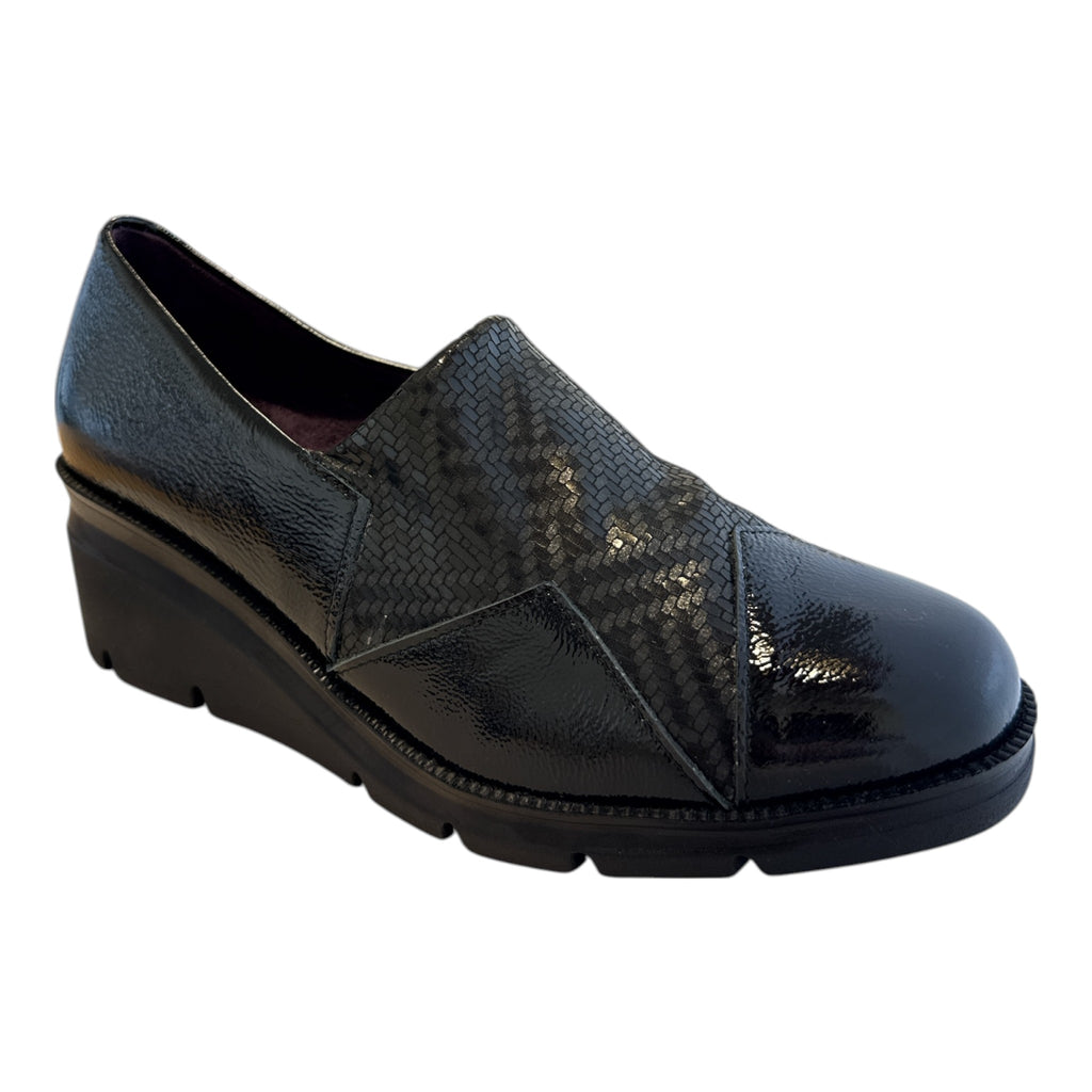 Pitillos Black Patent Wedge Shoes 11.531