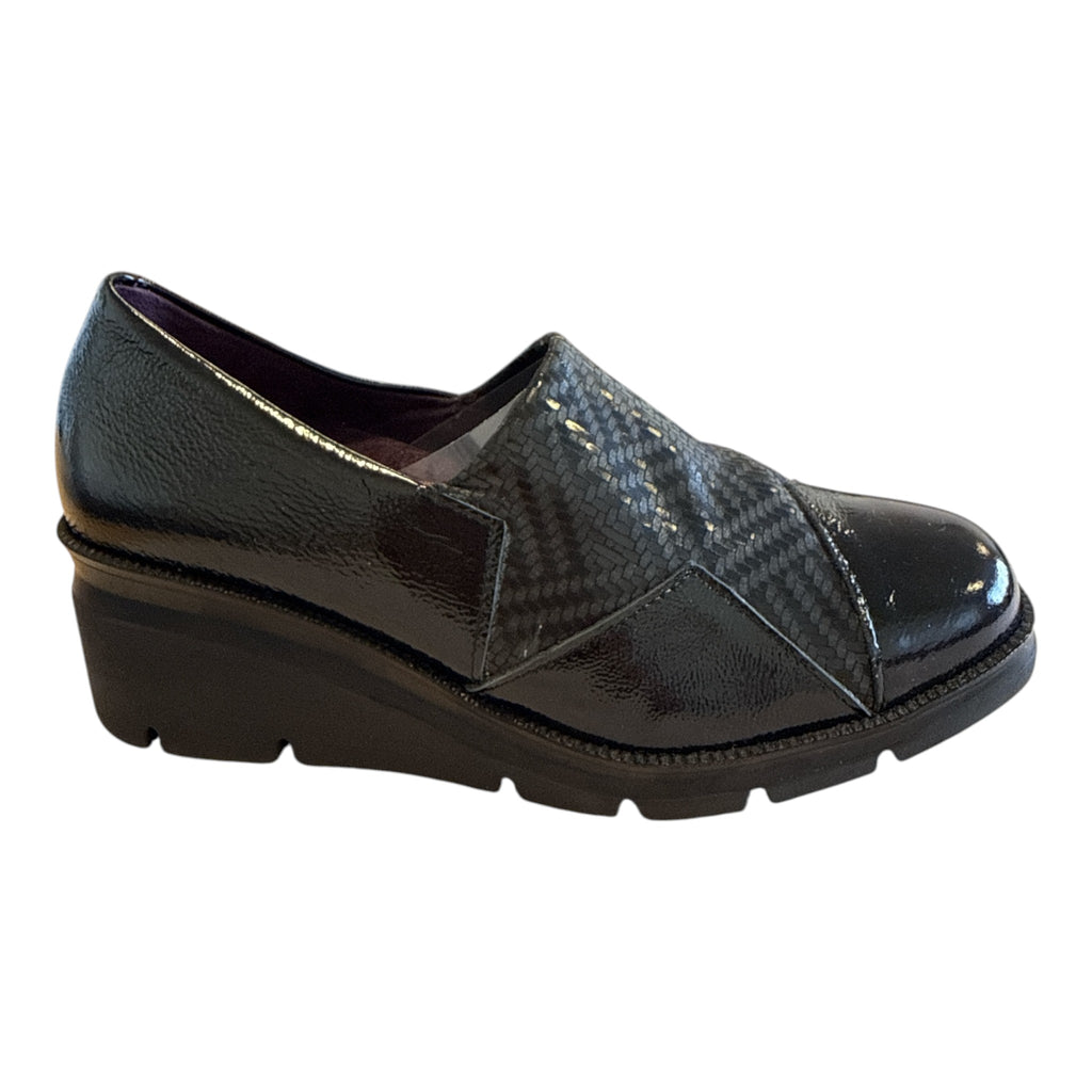 Pitillos Black Patent Wedge Shoes 11.531