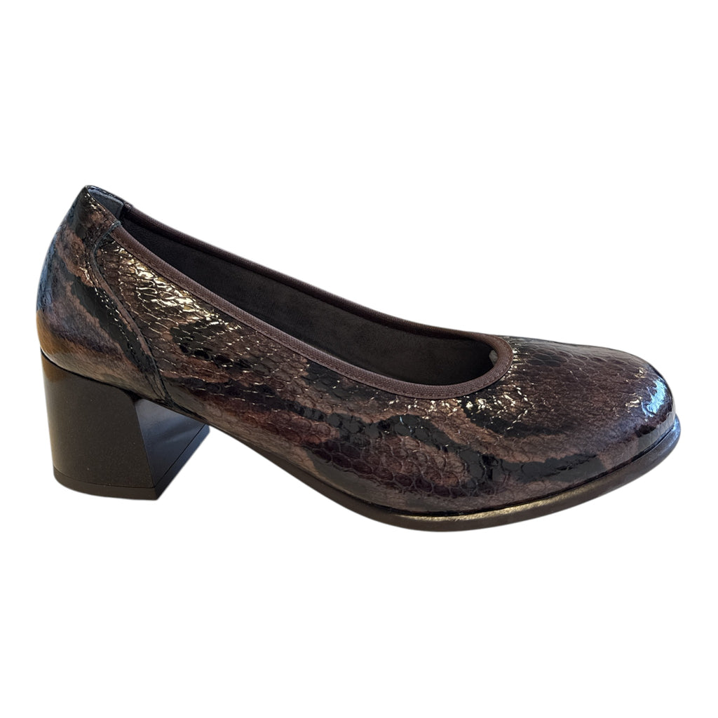 Pitillos Brown Snakeprint Court Shoes 11.640