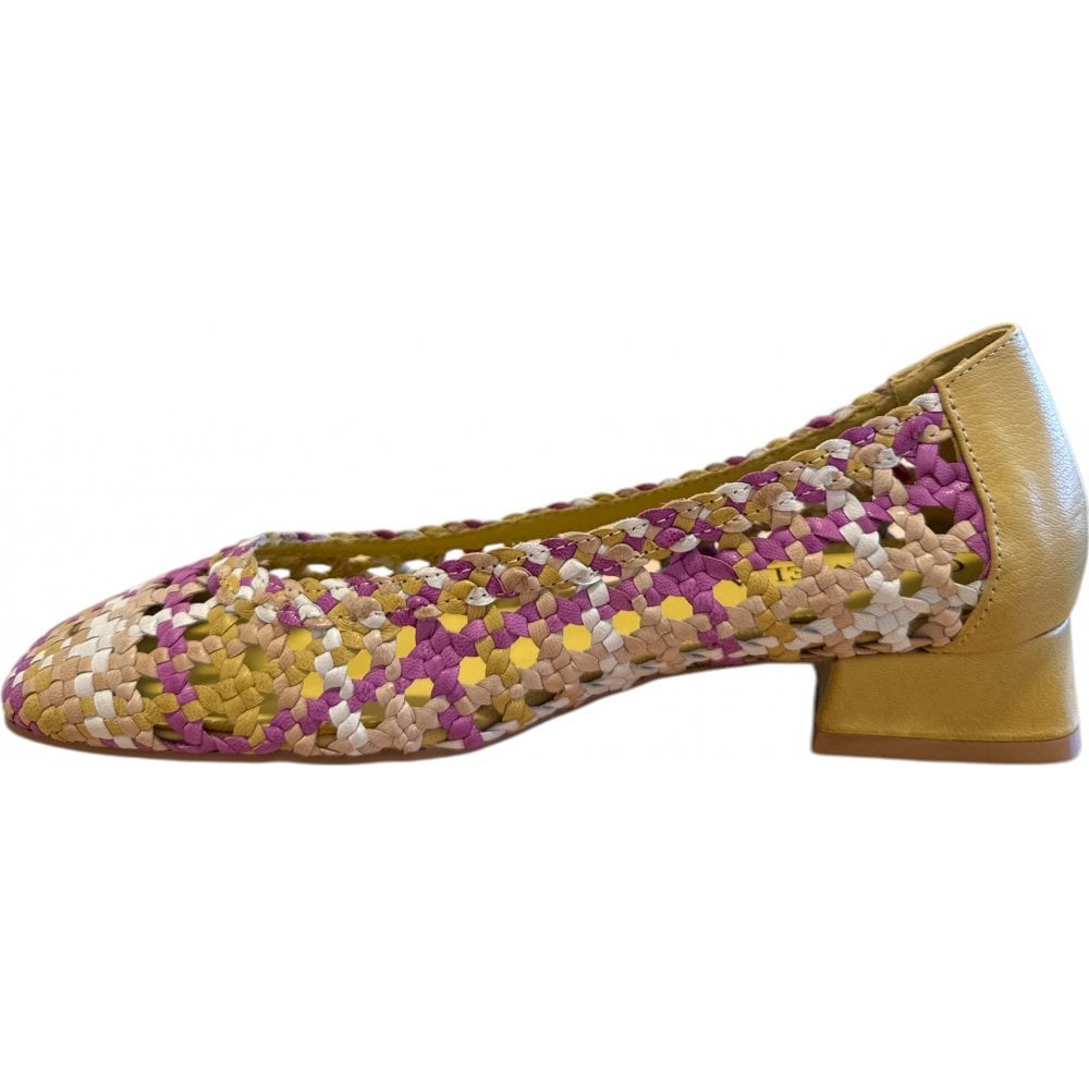 Carmela Yellow Leather Ballerina Pumps 162186