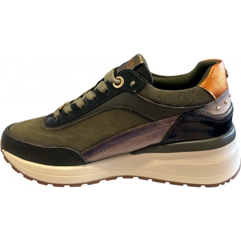 Carmela 162652 Green Leather Wedge Trainers