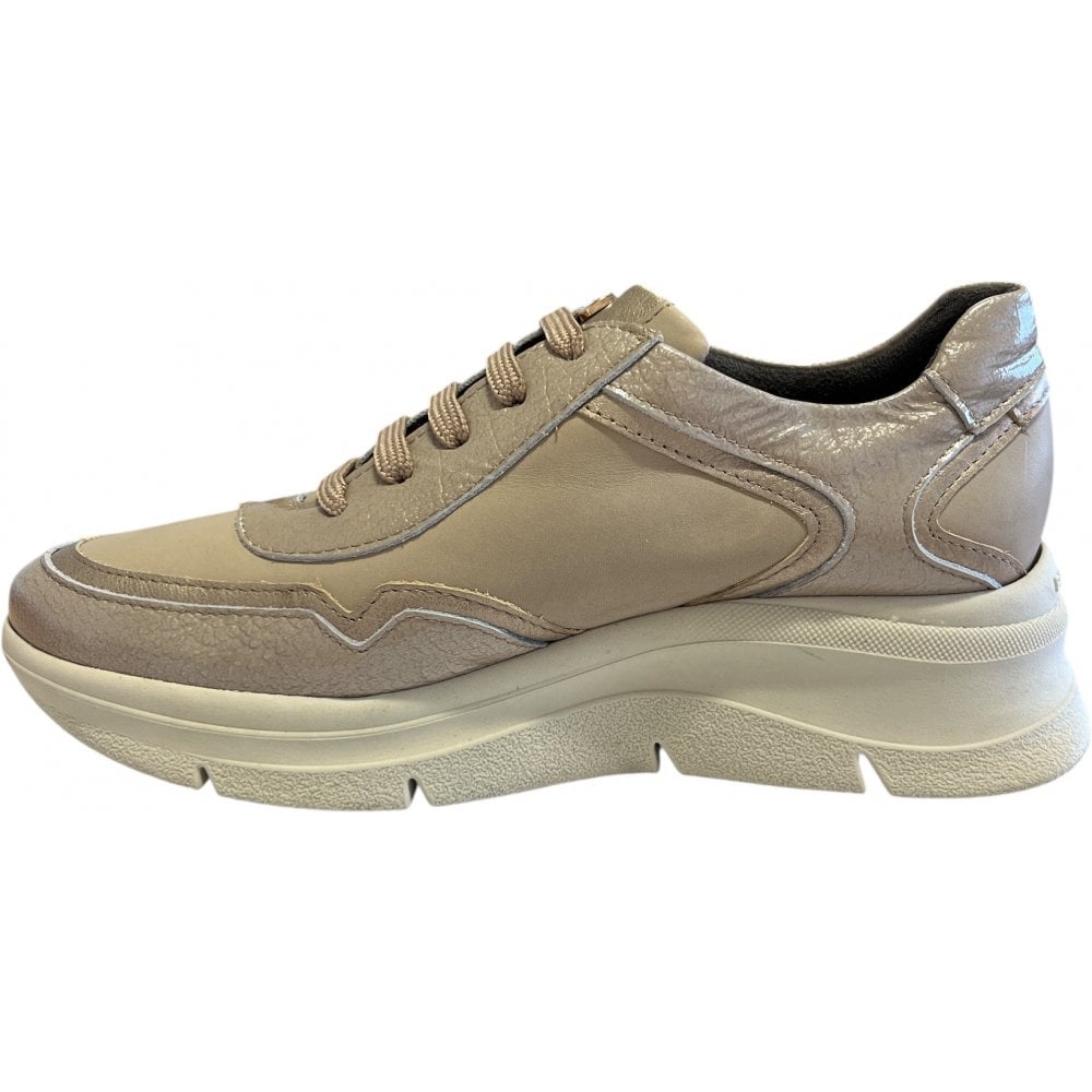 Pitillos  10.910 Beige Leather Wedge Trainers