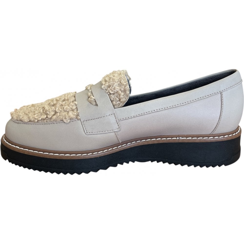 Pitillos  10.764 Beige Leather Loafers
