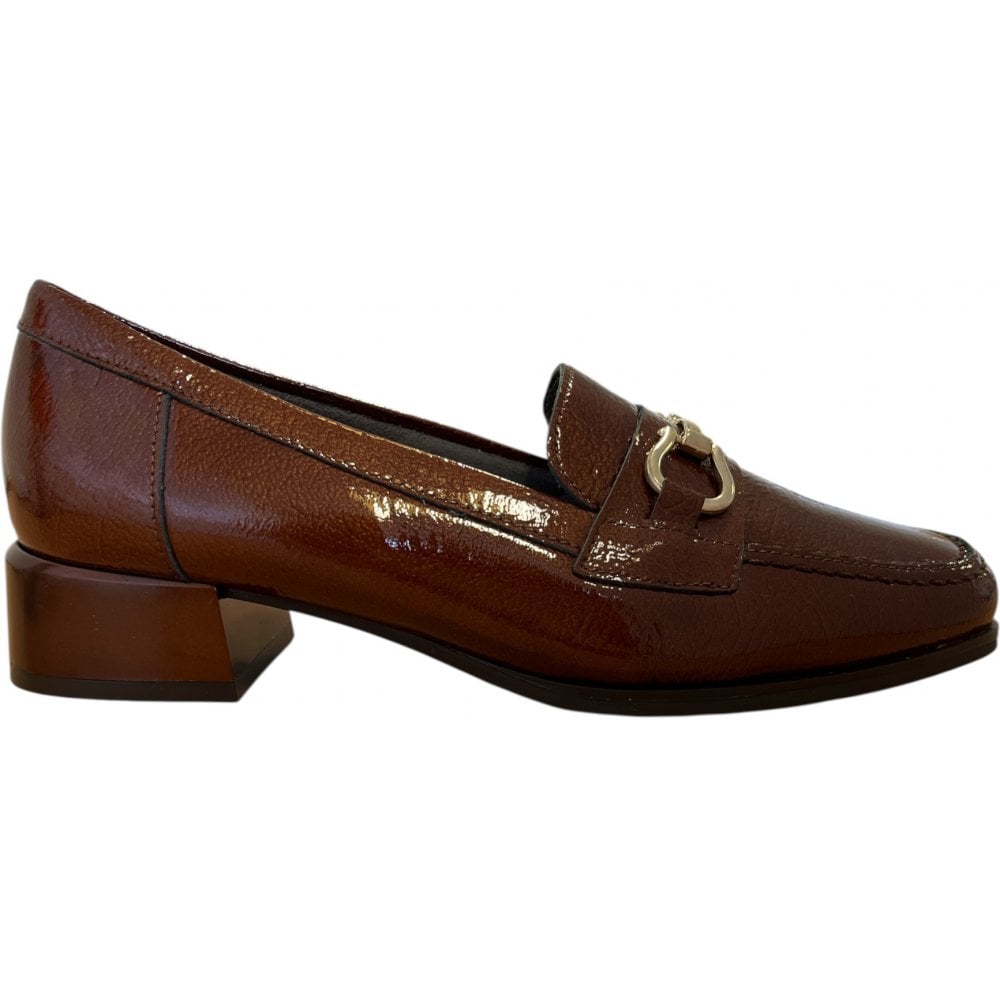 Pitillos  10.814 Tan Patent Heeled Loafer
