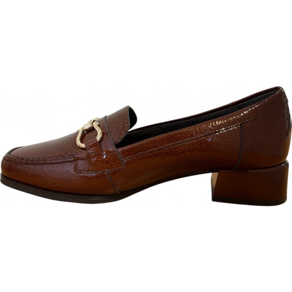 Pitillos  10.814 Tan Patent Heeled Loafer