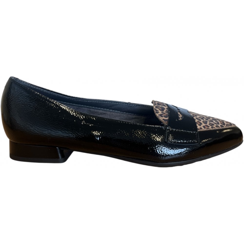 Pitillos  10.842 Black Patent Pointed Ballet Flats