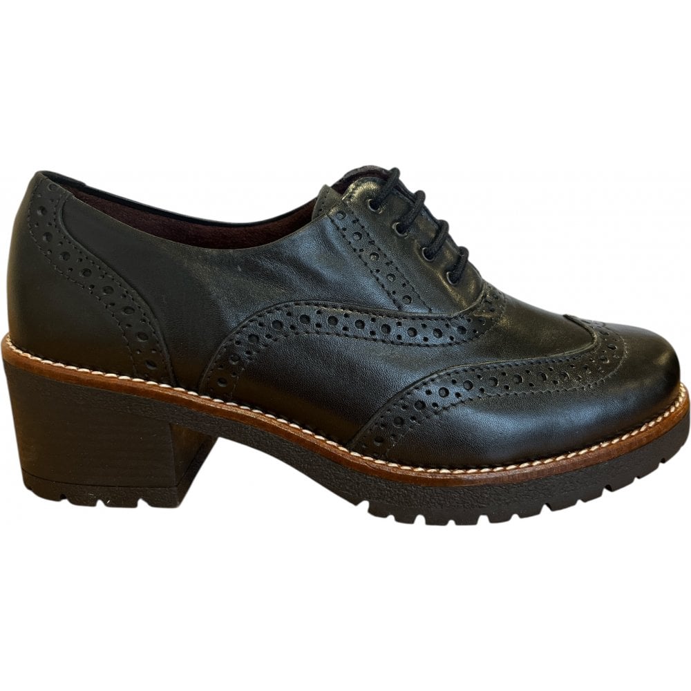 Pitillos  20.221 Black Leather Women's Heeled Brogues