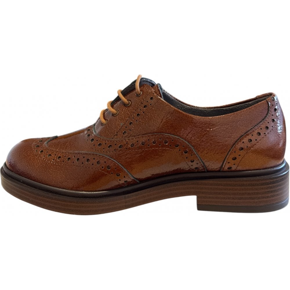 Pitillos  10.891 Tan Patent Women's Brogues