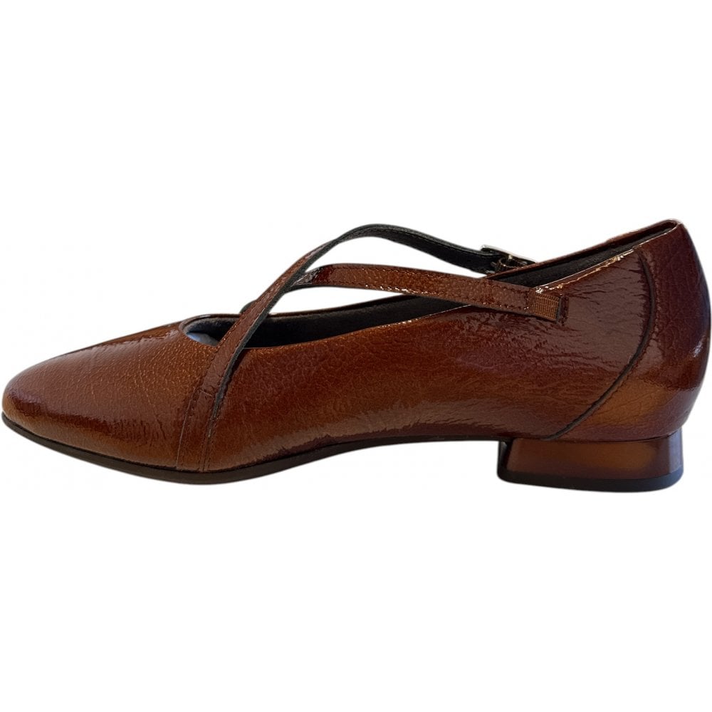 Pitillos  10.841 Tan Patent Pointed Ballet Flats