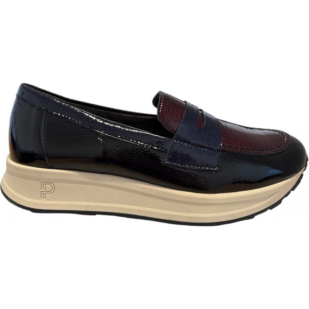 Pitillos  10.901 Black and Burgundy Patent Loafers