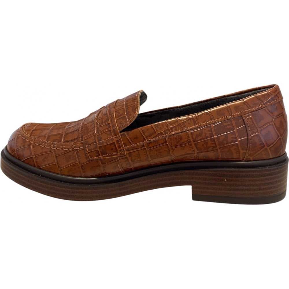 Pitillos  10.893 Tan Croc Print Loafers