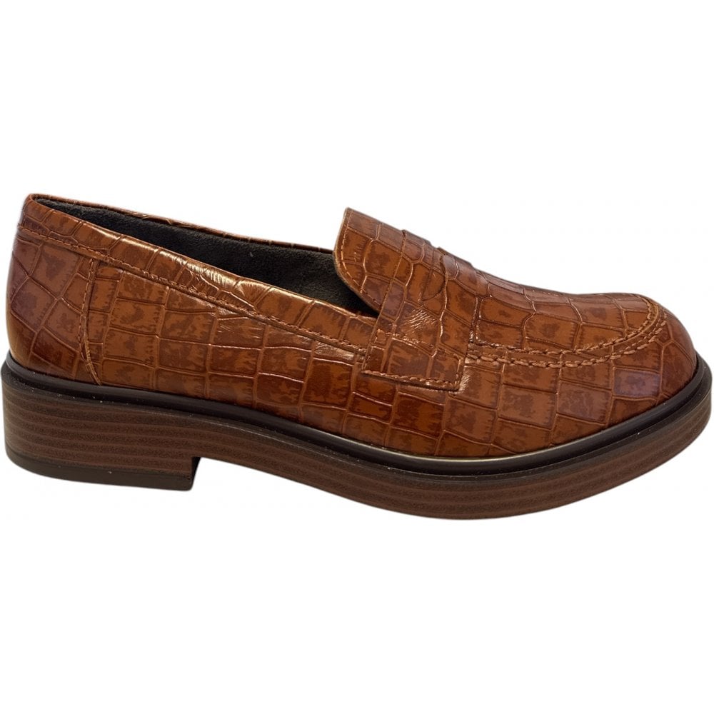 Pitillos  10.893 Tan Croc Print Loafers