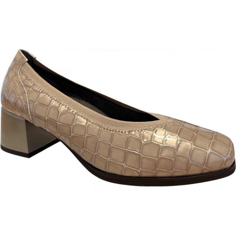 Pitillos  10.820 Beige Croc Print Court Shoes