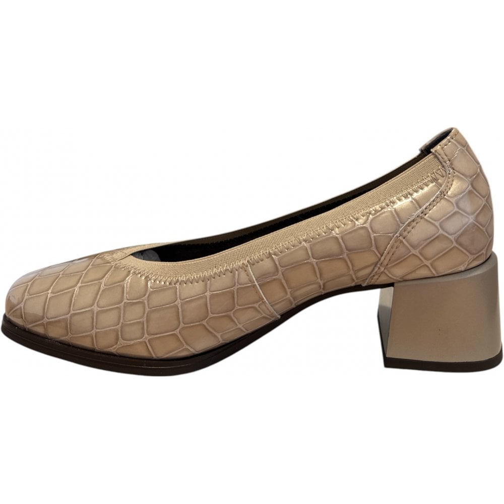 Pitillos  10.820 Beige Croc Print Court Shoes