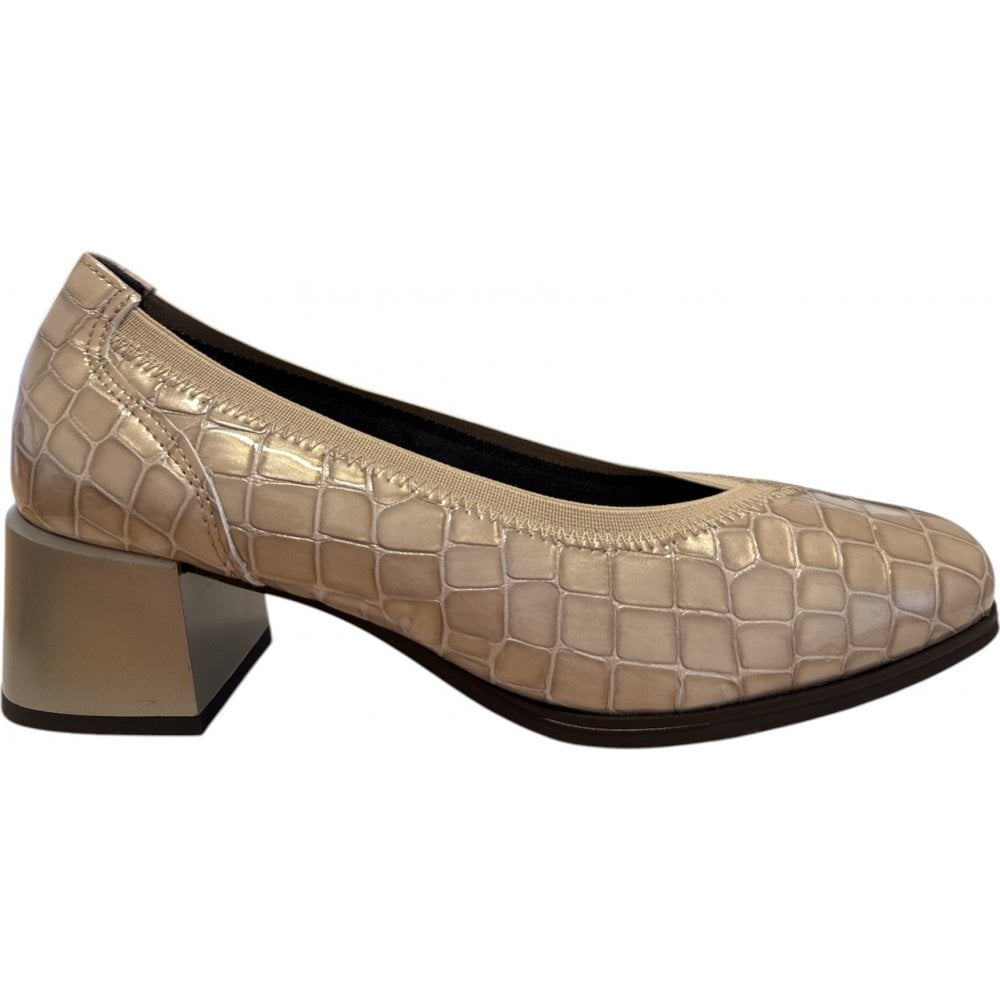 Pitillos  10.820 Beige Croc Print Court Shoes