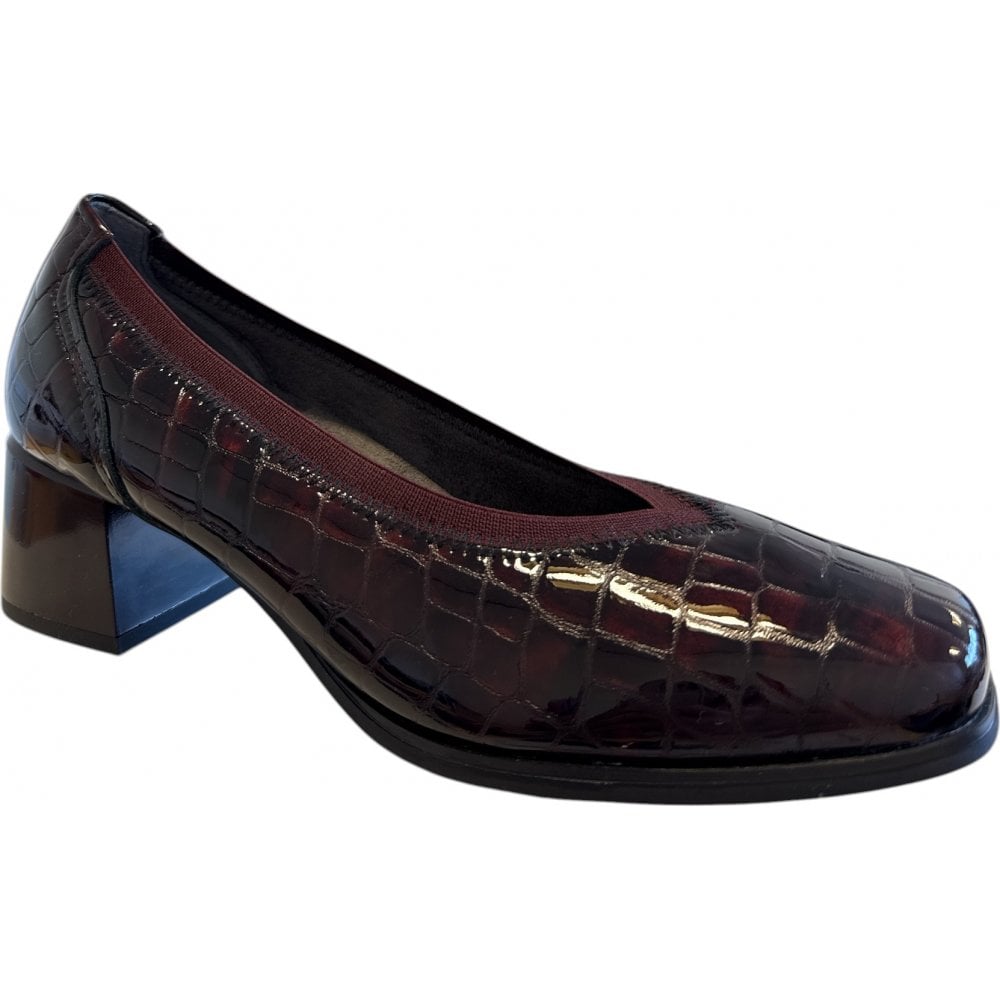 Pitillos 10.820 Burgundy Croc Print Court Shoes