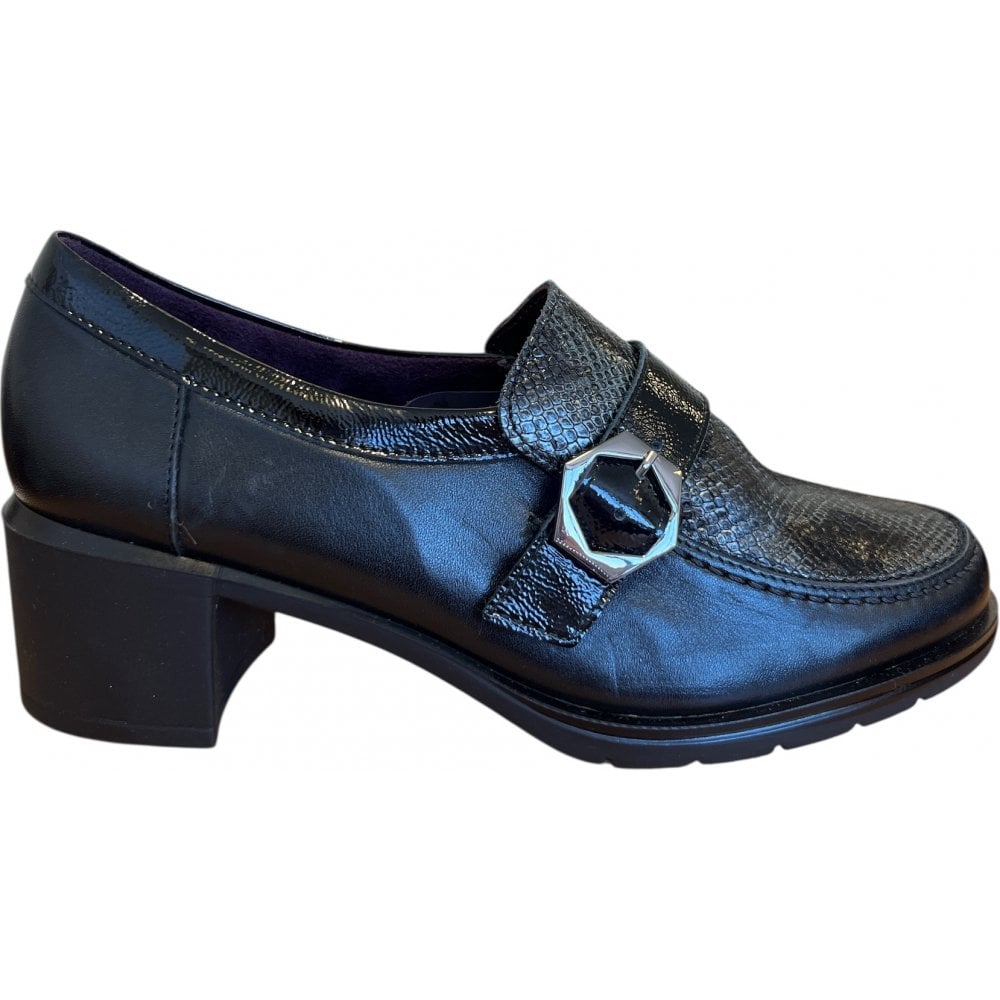 Pitillos  10.741 Black Leather Court Shoes