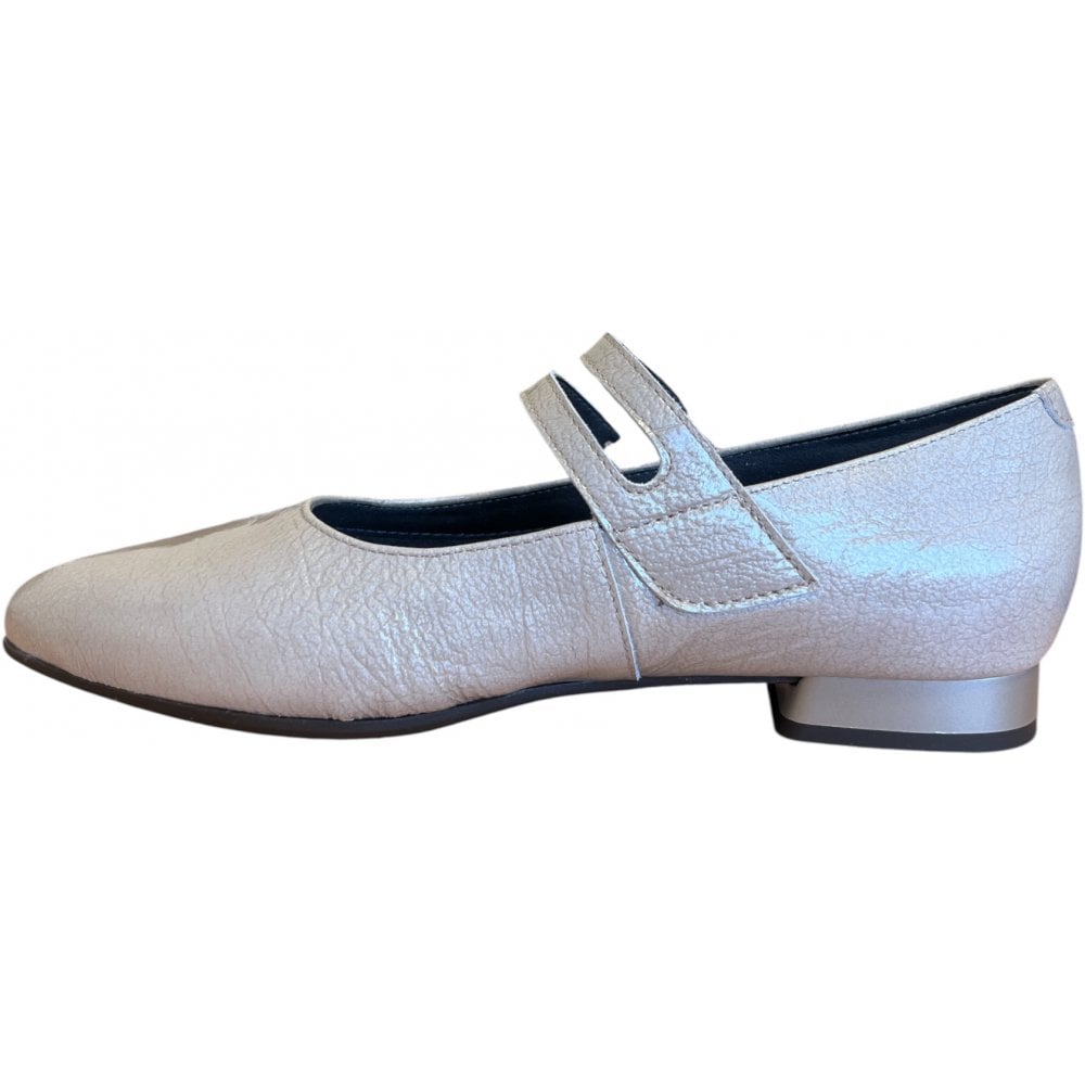 Pitillos 10.840 Beige Patent Pointed Ballet Flats