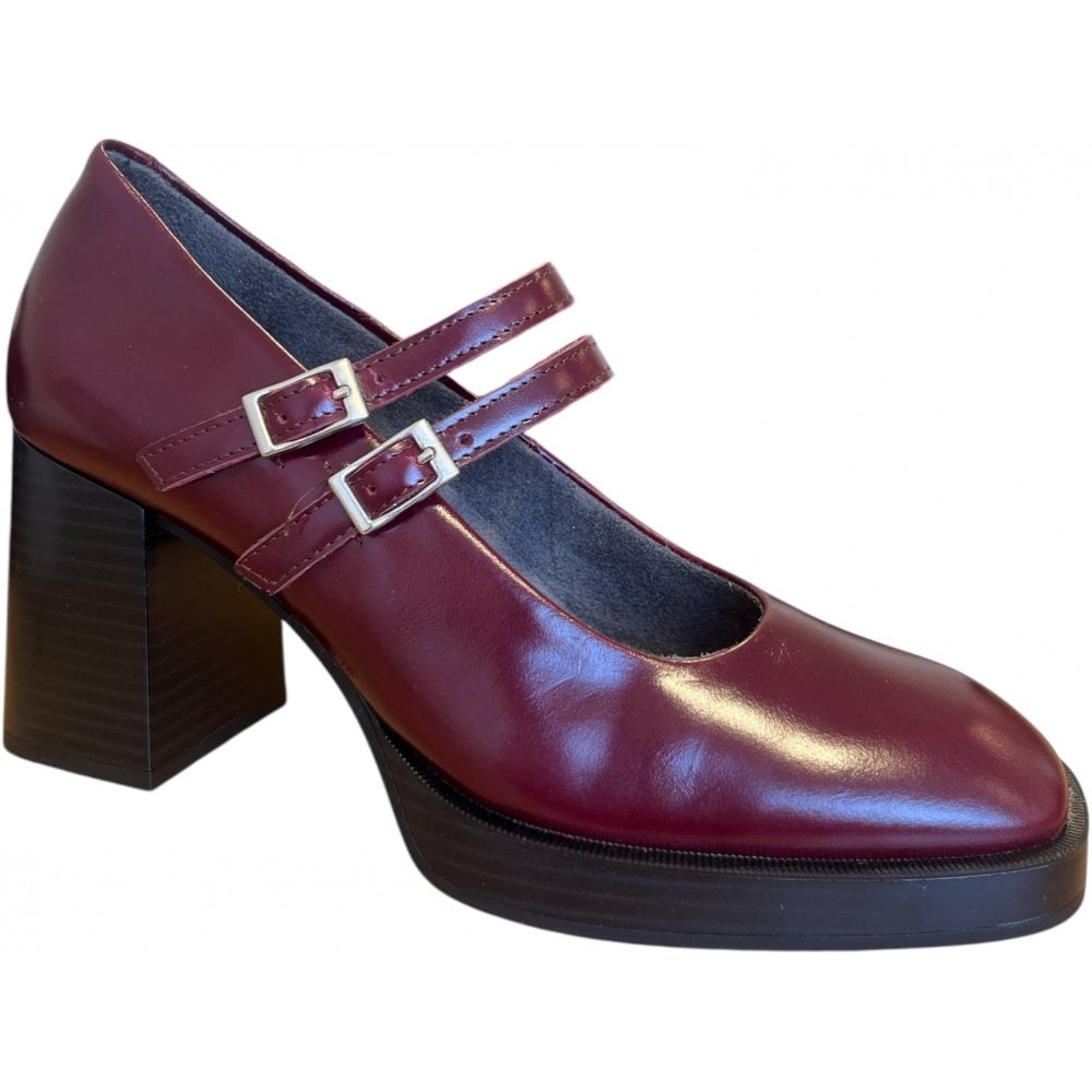 Pitillos 10.861 Burgundy Leather Court Shoes