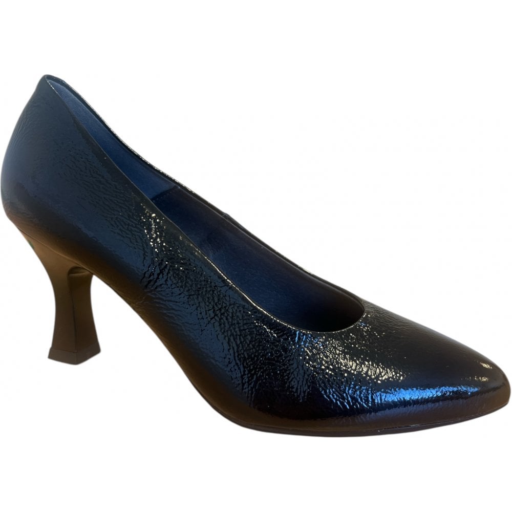 Pitillos  124 Black Patent Court Shoes