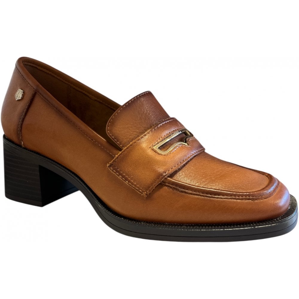 Carmela 162542 Tan Leather Heeled Loafers