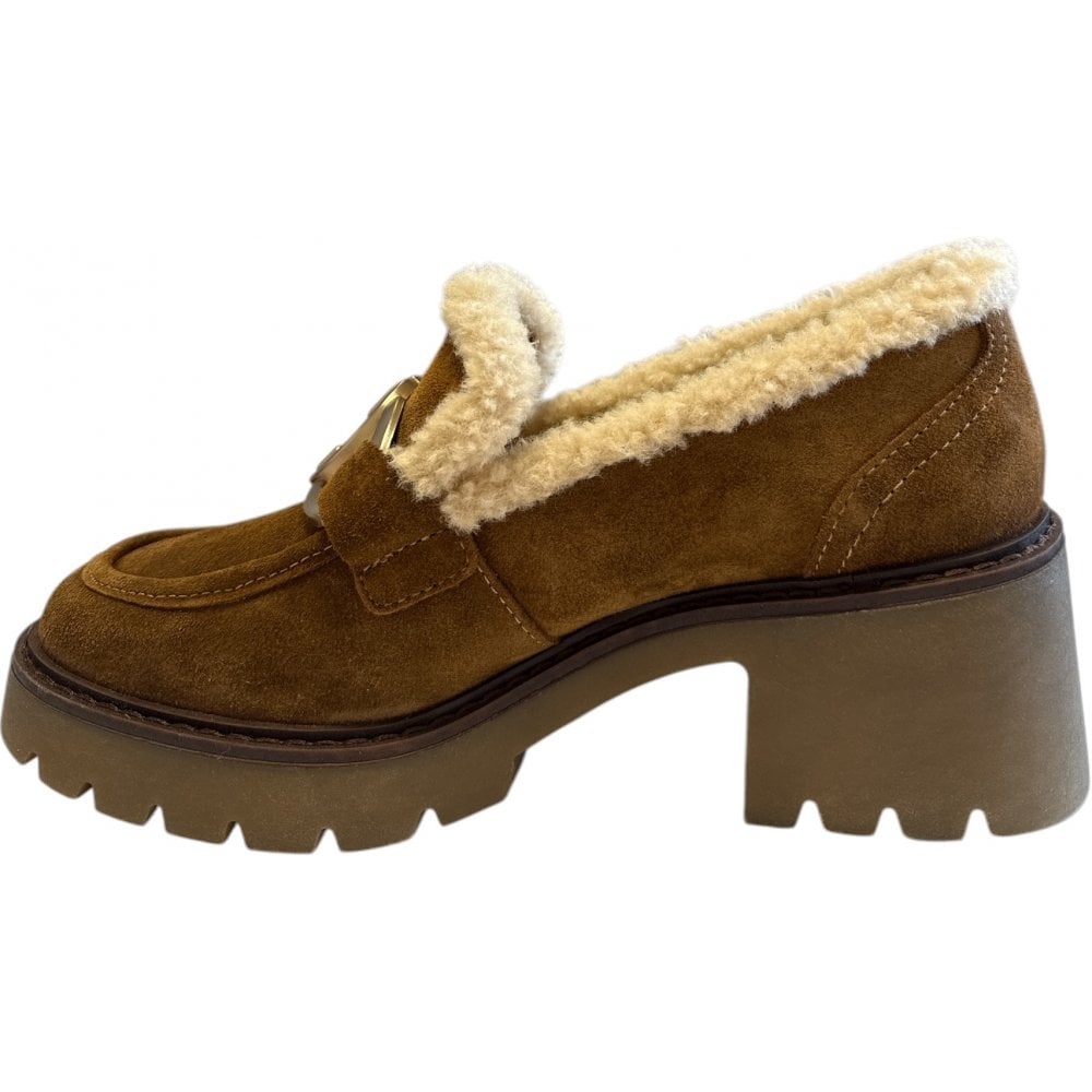 Carmela 162658 Tan Suede Heeled Loafers