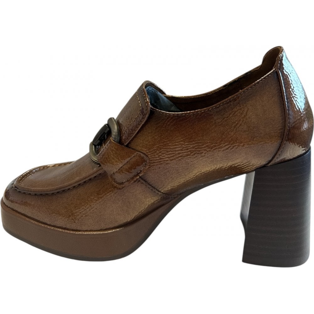 Carmela 162534 Taupe Patent Heeled Loafers