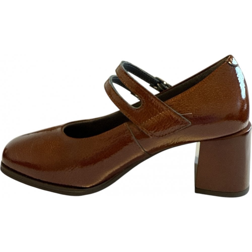Pitillos 10.831 Brown Patent Mary Jane Shoes