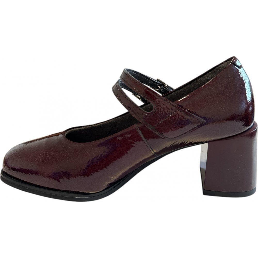 Pitillos 10.831 Burgundy Patent Mary Jane Shoes