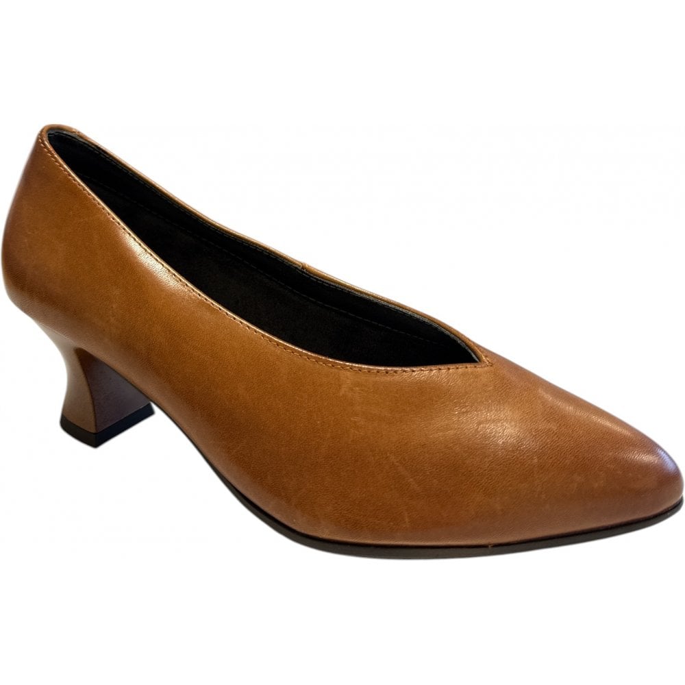 Pitillos 10.854 Tan Leather Court Shoes