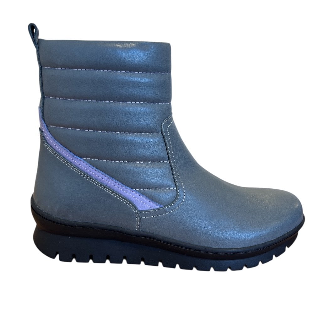 Adesso Jet Wisteria Fog Ankle Boots