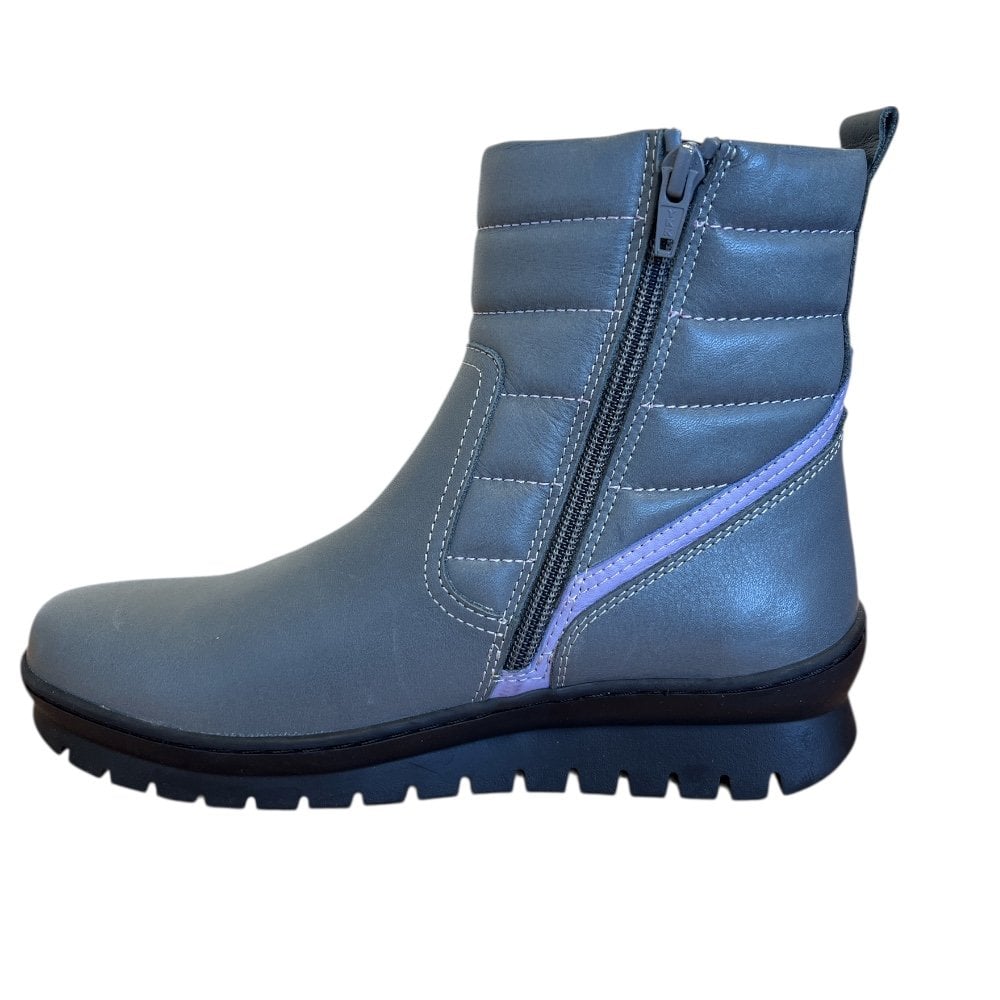 Adesso Jet Wisteria Fog Ankle Boots