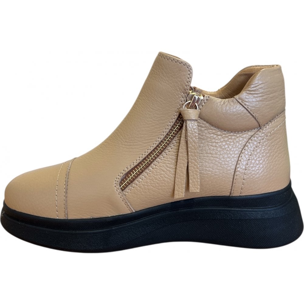 Adesso Topaz Biscuit Leather Ankle Boots