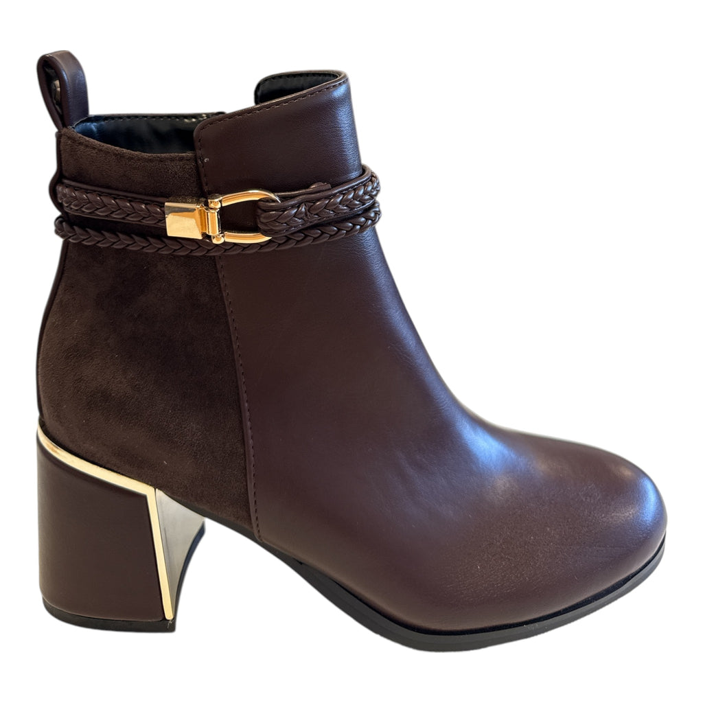 Lotus Brown Heeled Ankle Boots
