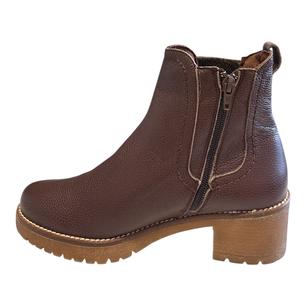 Pitillos Brown Leather Chelsea Boots