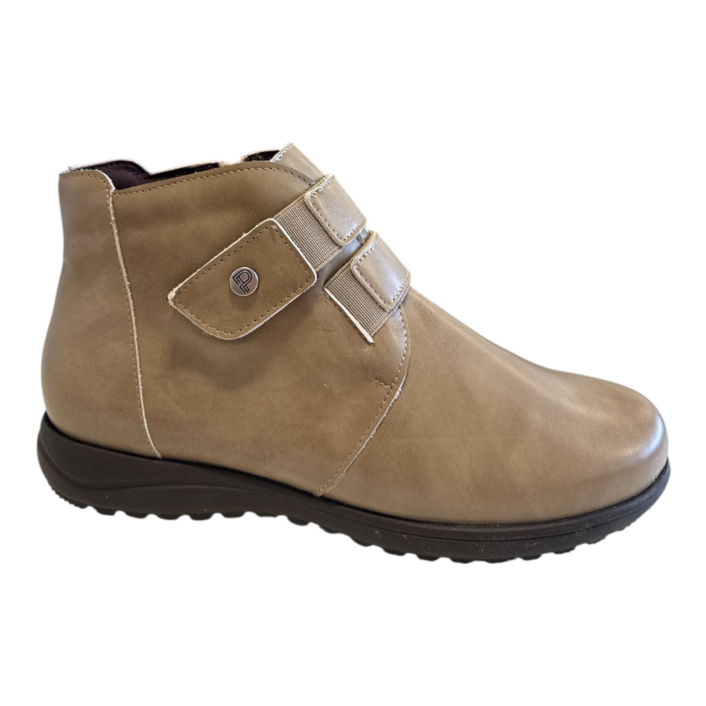 Pitillos Taupe Leather Ankle Boots 20.513