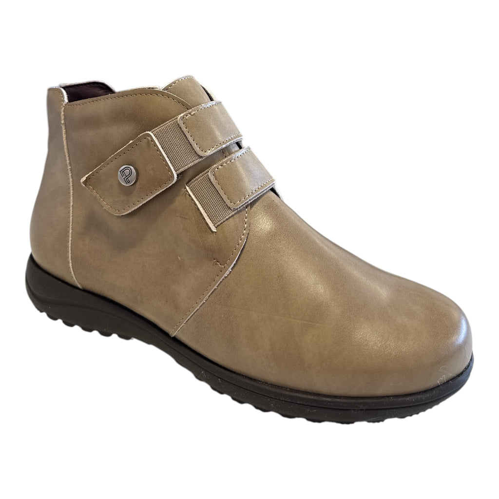 Pitillos Taupe Leather Ankle Boots 20.513