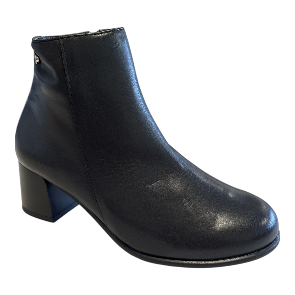 Pitillos Black Leather Boots 11.644