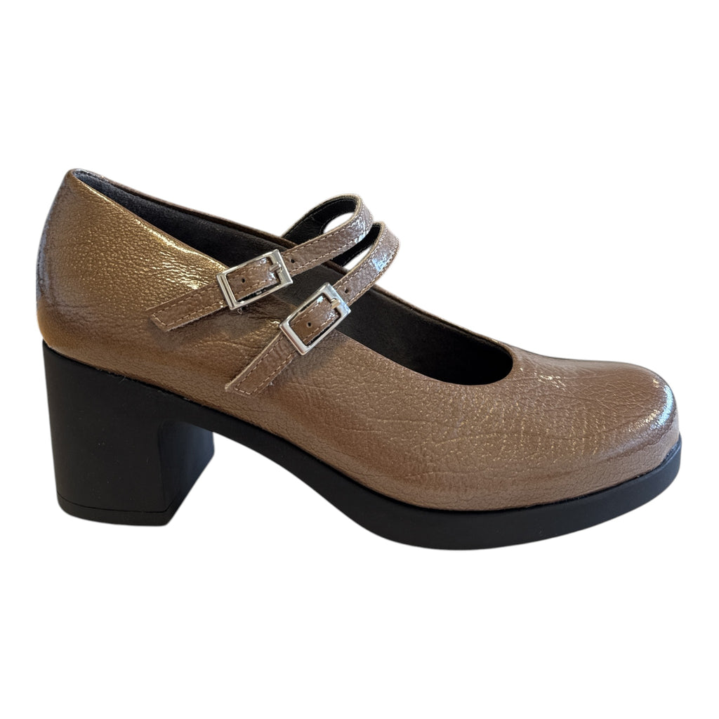 Pitillos Taupe Patent Mary-Jane Shoes 30.500
