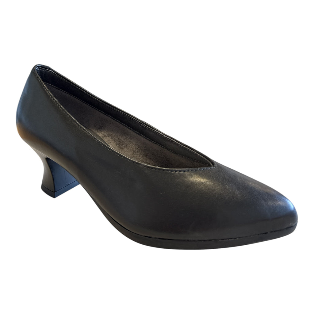 Pitillos Black Leather Court Shoes 11.680