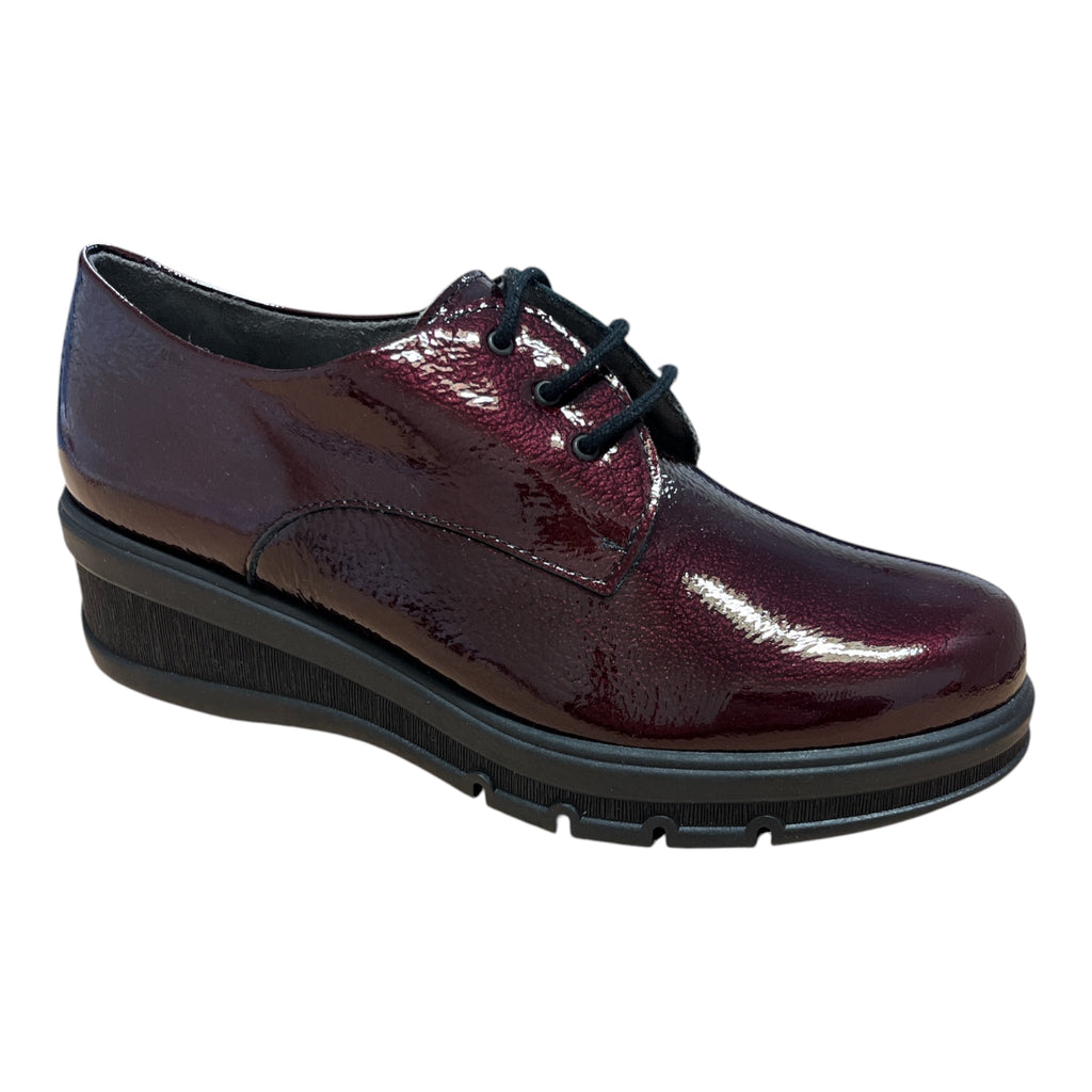 Pitillos Burgundy Patent Lace-Up Shoes 11.545