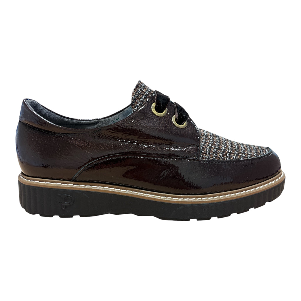 Pitillos Brown Patent Lace-Up Shoes 11.555