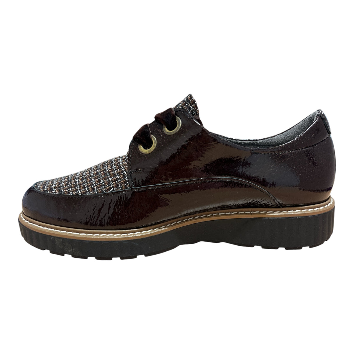 Pitillos Brown Patent Lace-Up Shoes 11.555