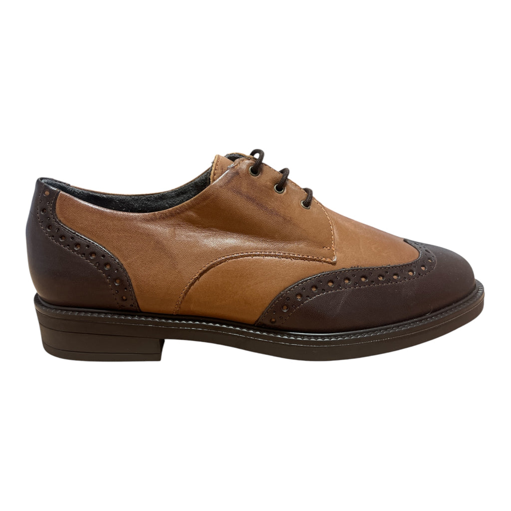 Pitillos Tan and Brown Women's Brogues 11.581