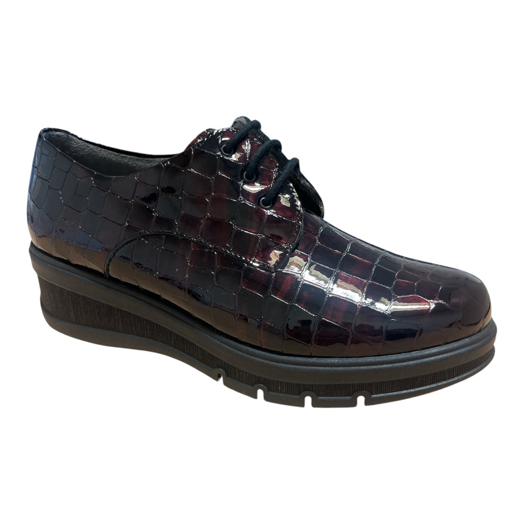 Pitillos Burgundy Patent Croc Print Wedge Shoes 11.542